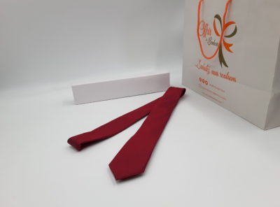 Cravate motif faux uni (tu / rouge)