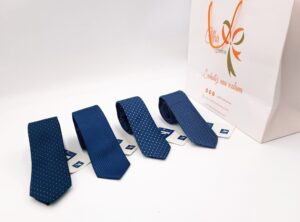 Cravate nocturne (tu / marine)